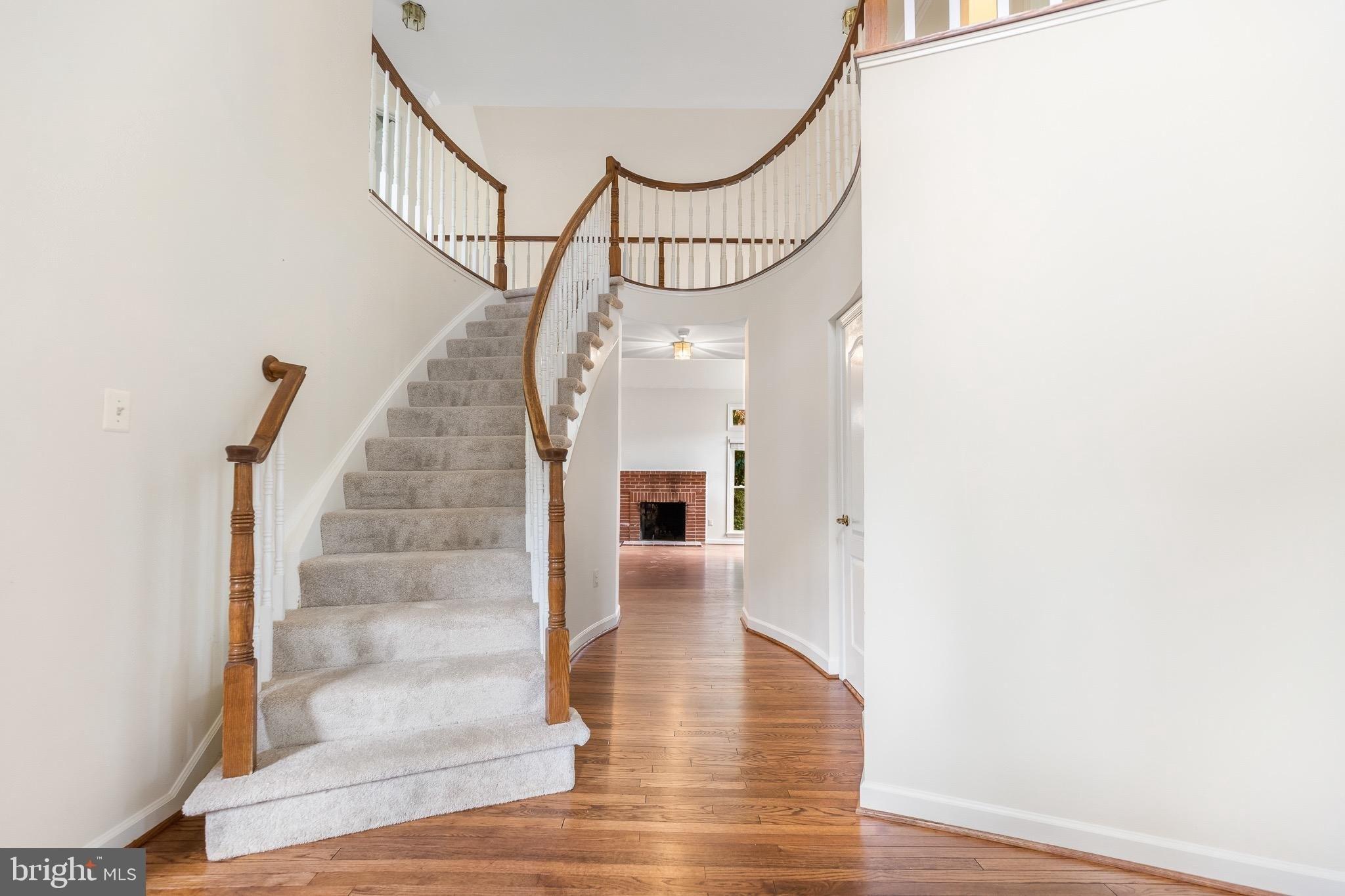 Ashleigh Rd, Fairfax, VA 22030