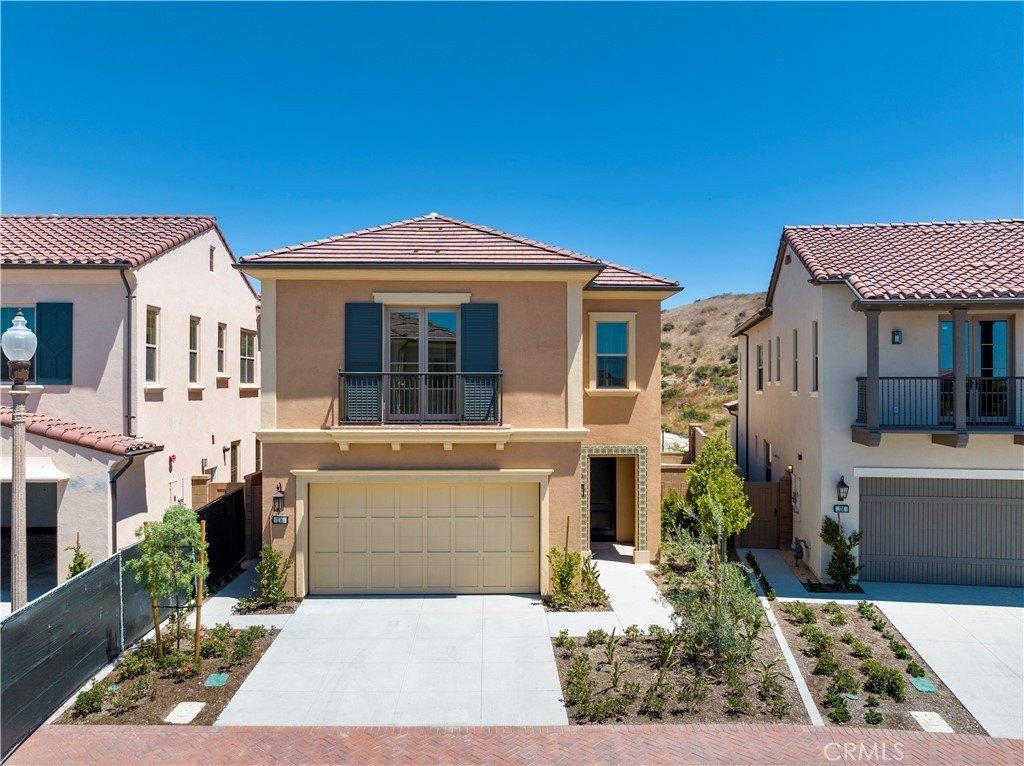 Tomahawk, Irvine, CA 92618