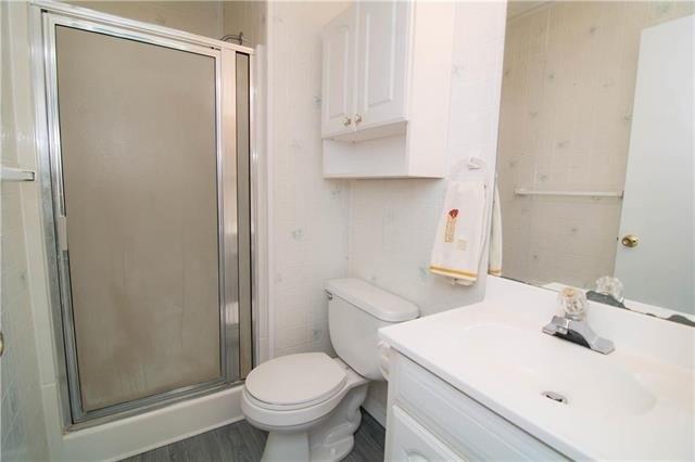Redwood Ct, Allentown, PA 18104