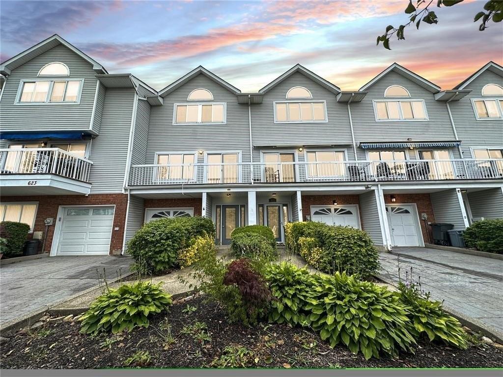 Johnston Ter, Staten Island, NY 10309