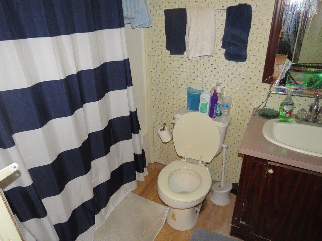 Boyd Br, Paintsville, KY 41240
