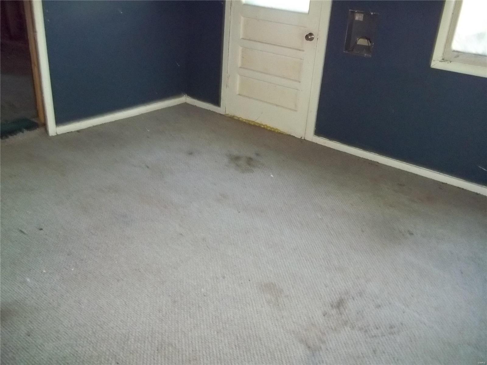W 1st South St, Mount Olive, IL 62069