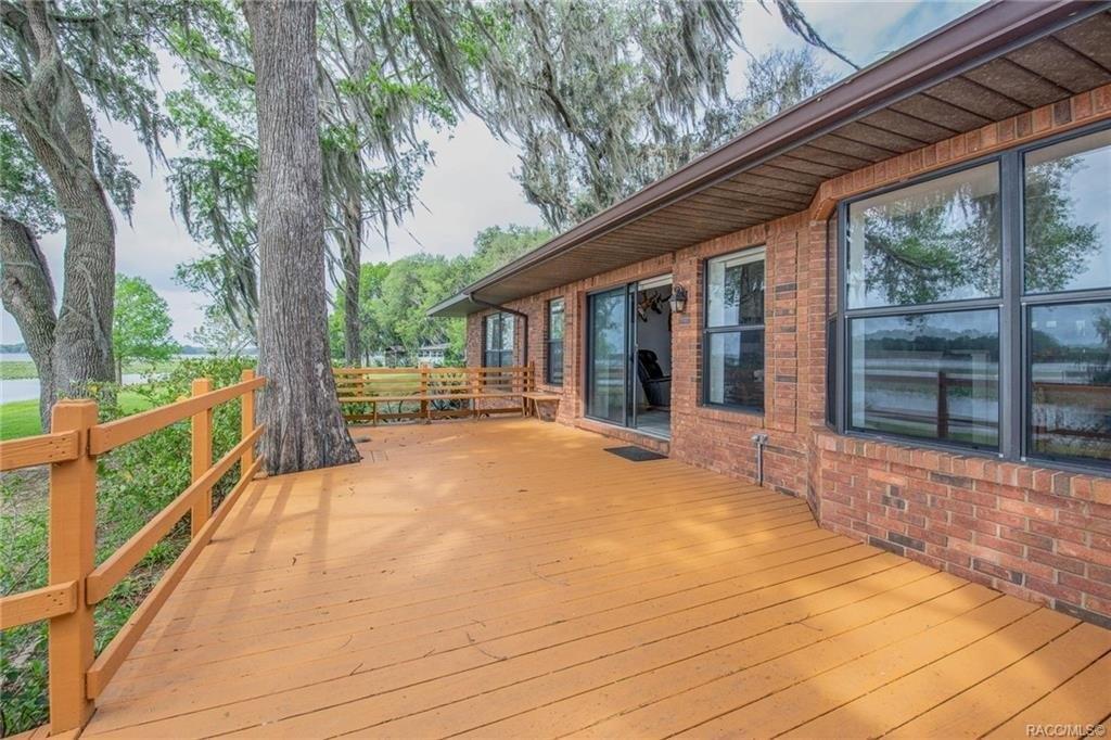 E Aquarius Dr, Inverness, FL 34450