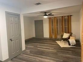 Castleman St, Fort Worth, TX 76119