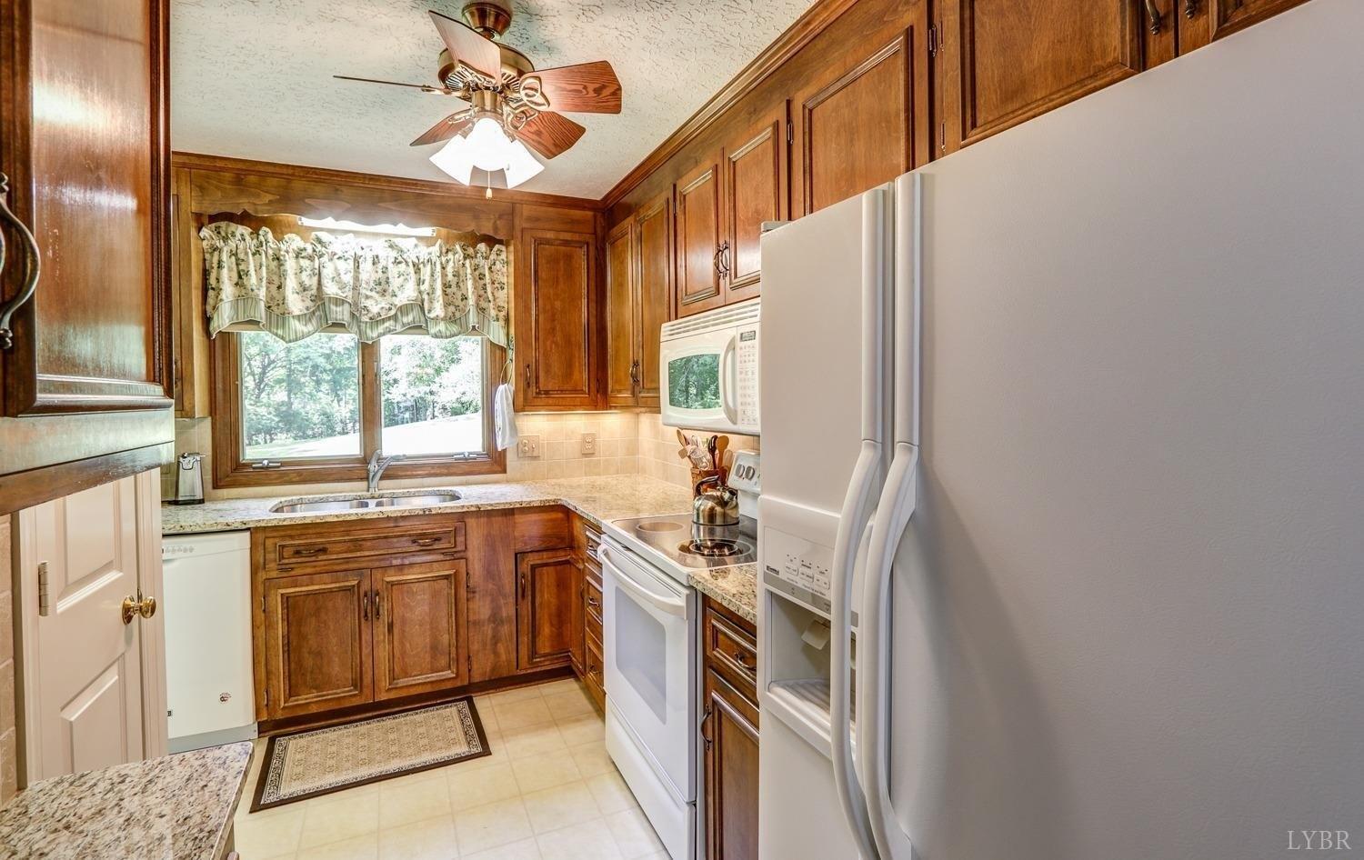 Azalea Pl, Lynchburg, VA 24503