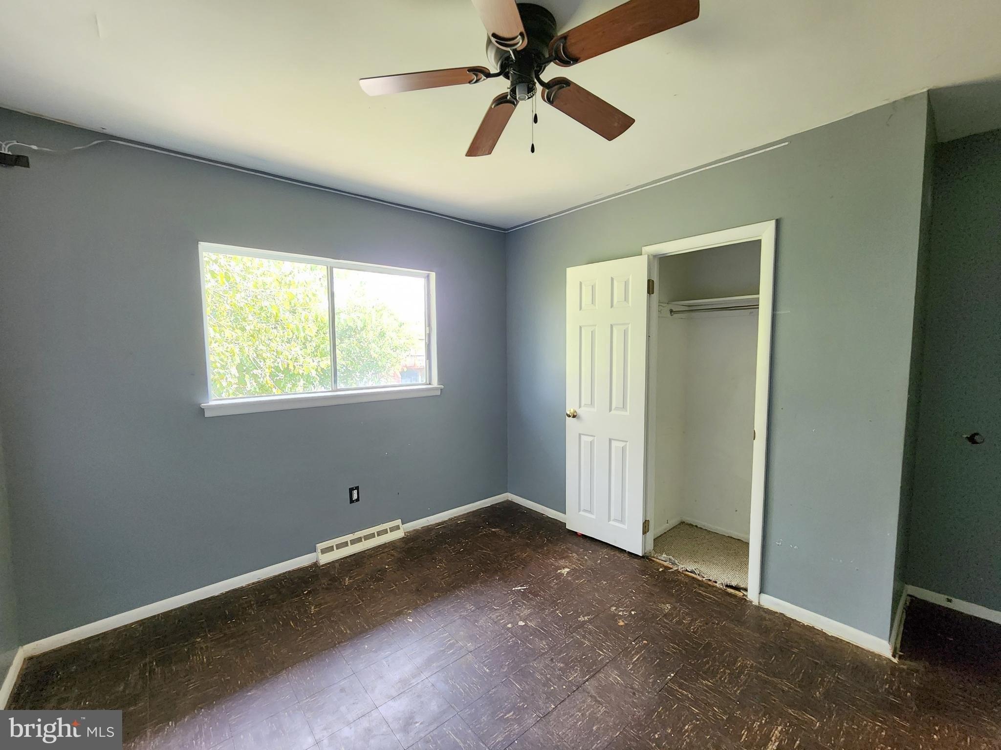 Dartmouth Ave, Pemberton, NJ 08068
