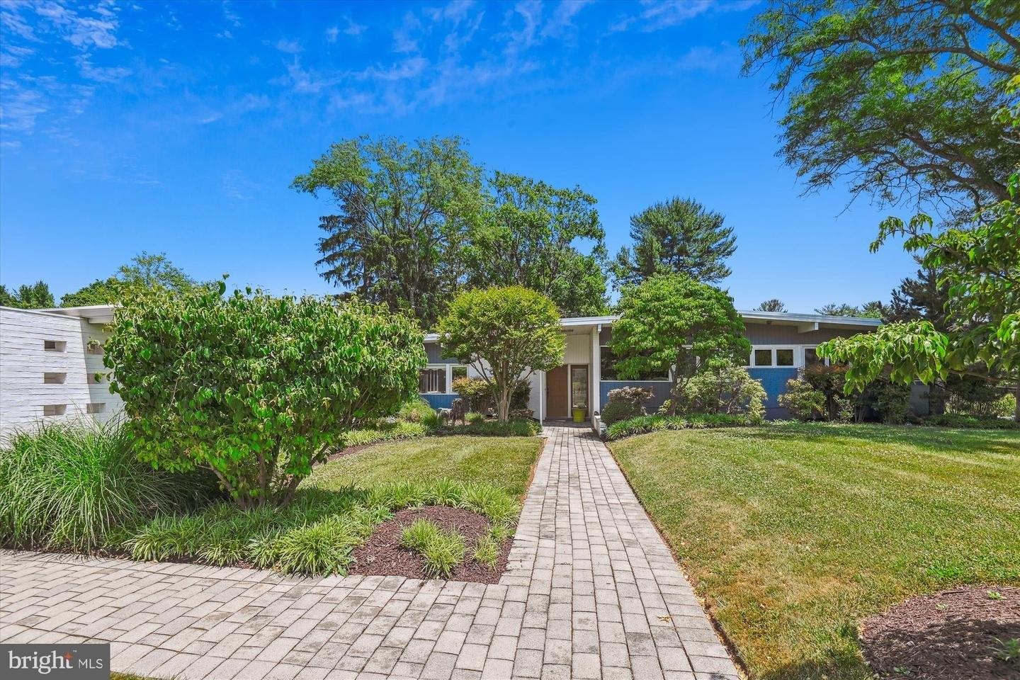 Tall Chimney Ct, Baltimore, MD 21208
