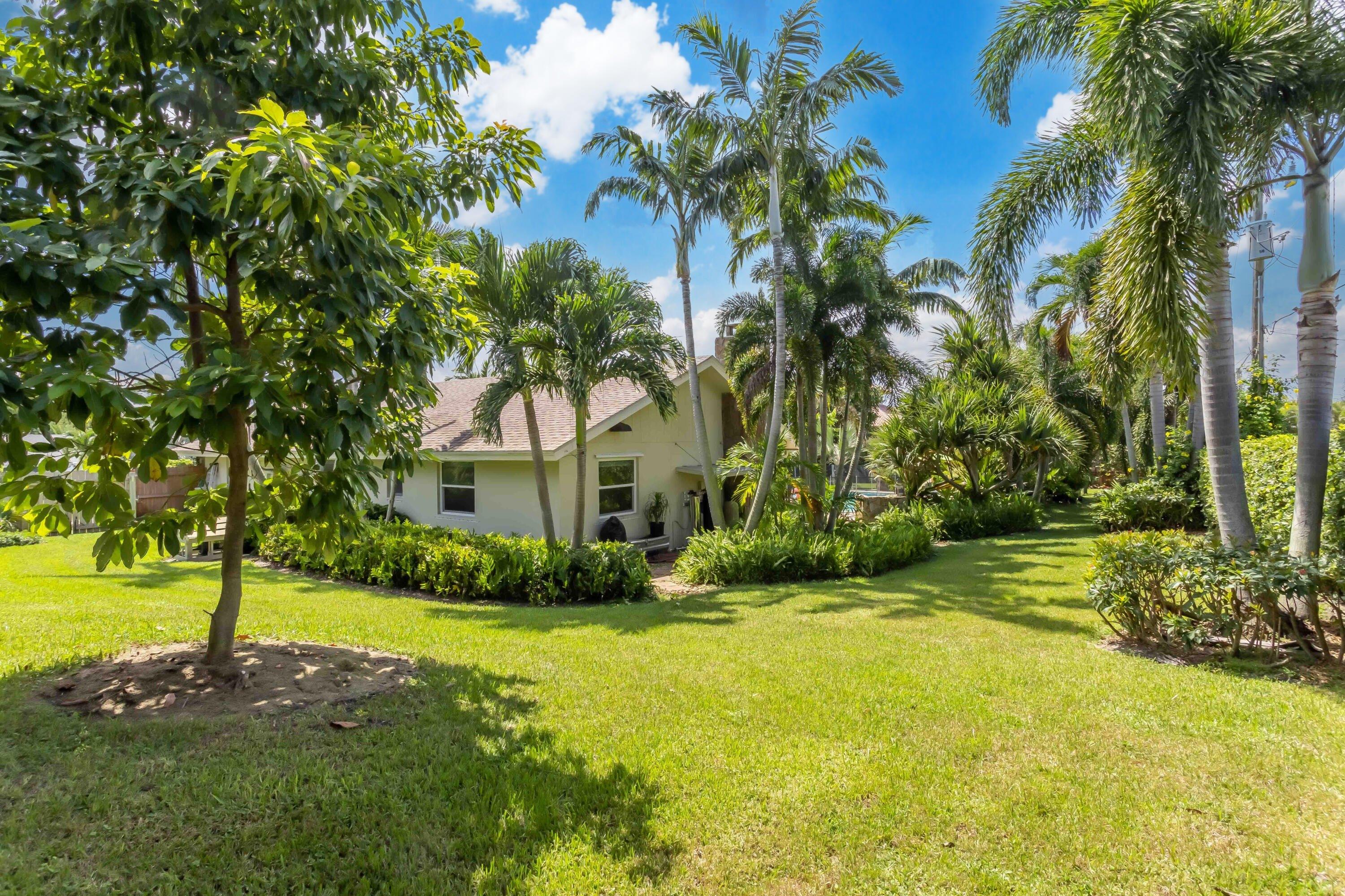 Finn Hill Dr, Boynton Beach, FL 33426