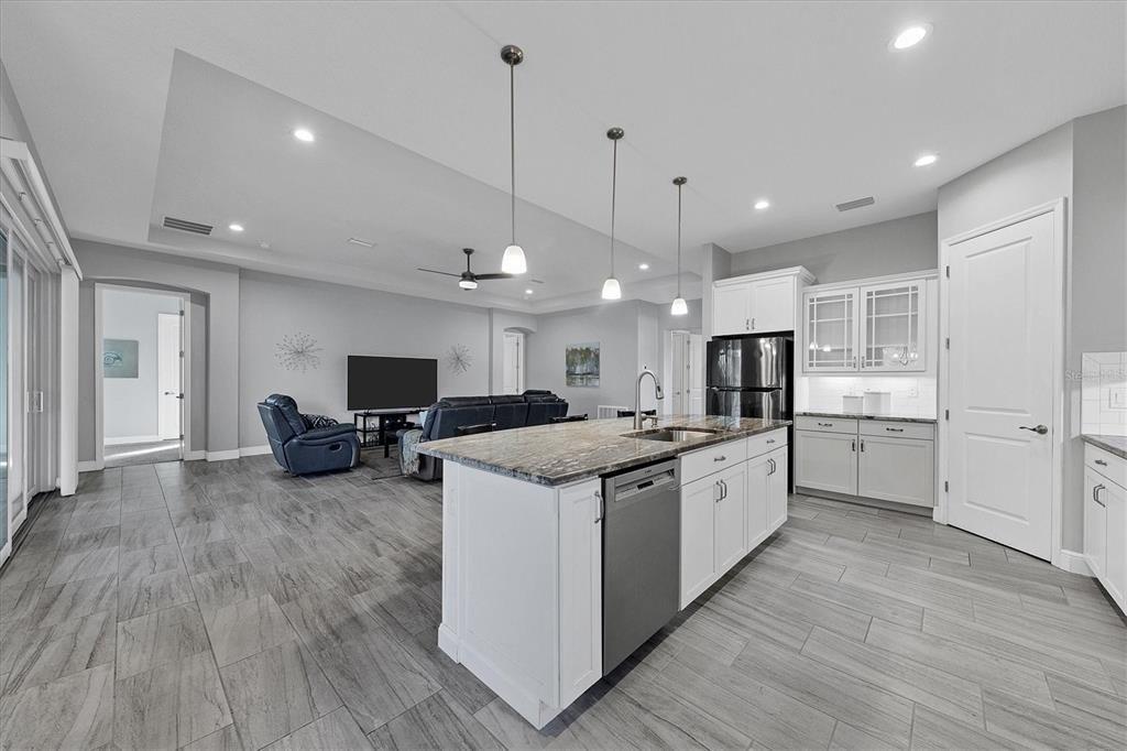 167th Blvd E, Bradenton, FL 34212