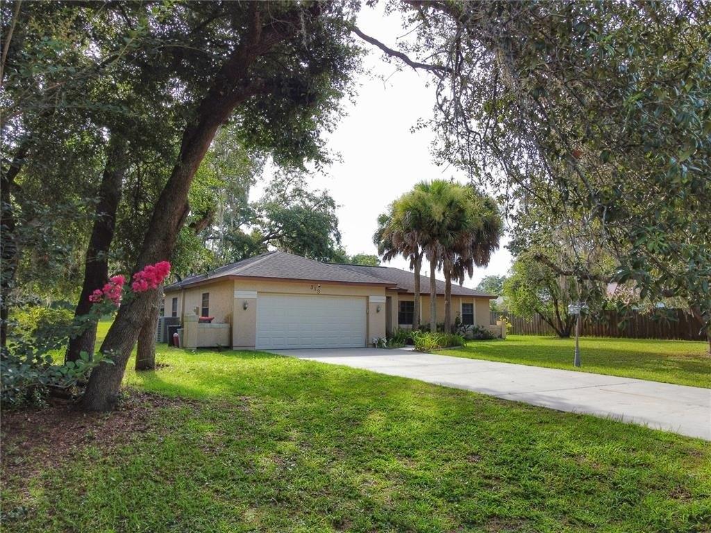 Oak Track Trl, Ocala, FL 34472