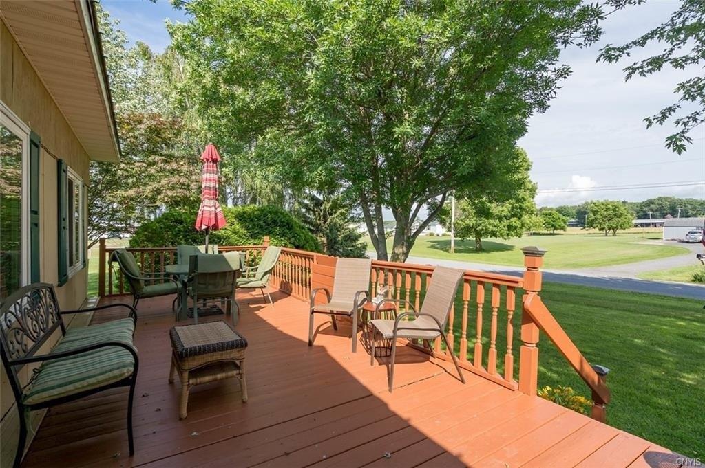 Carlton Dr, Cape Vincent, NY 13618