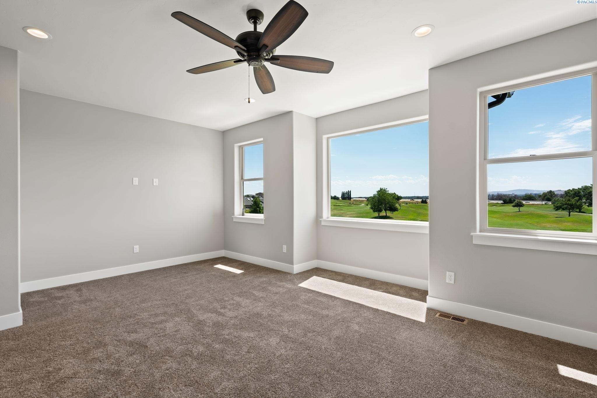 Columbia Point Dr, Richland, WA 99352
