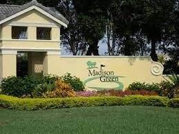 Isleworth Ct, Royal Palm Beach, FL 33411