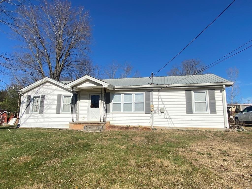 Ford St, Byrdstown, TN 38549