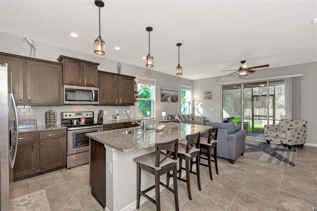 Palmer Park Cir, Sarasota, FL 34238
