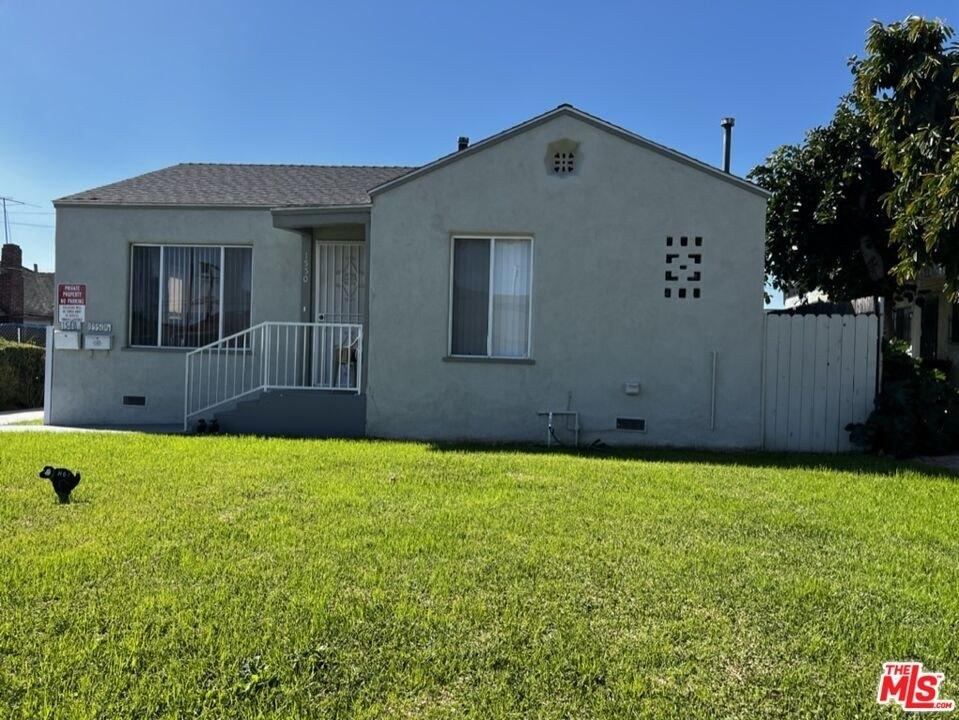 W 84th St, Los Angeles, CA 90047