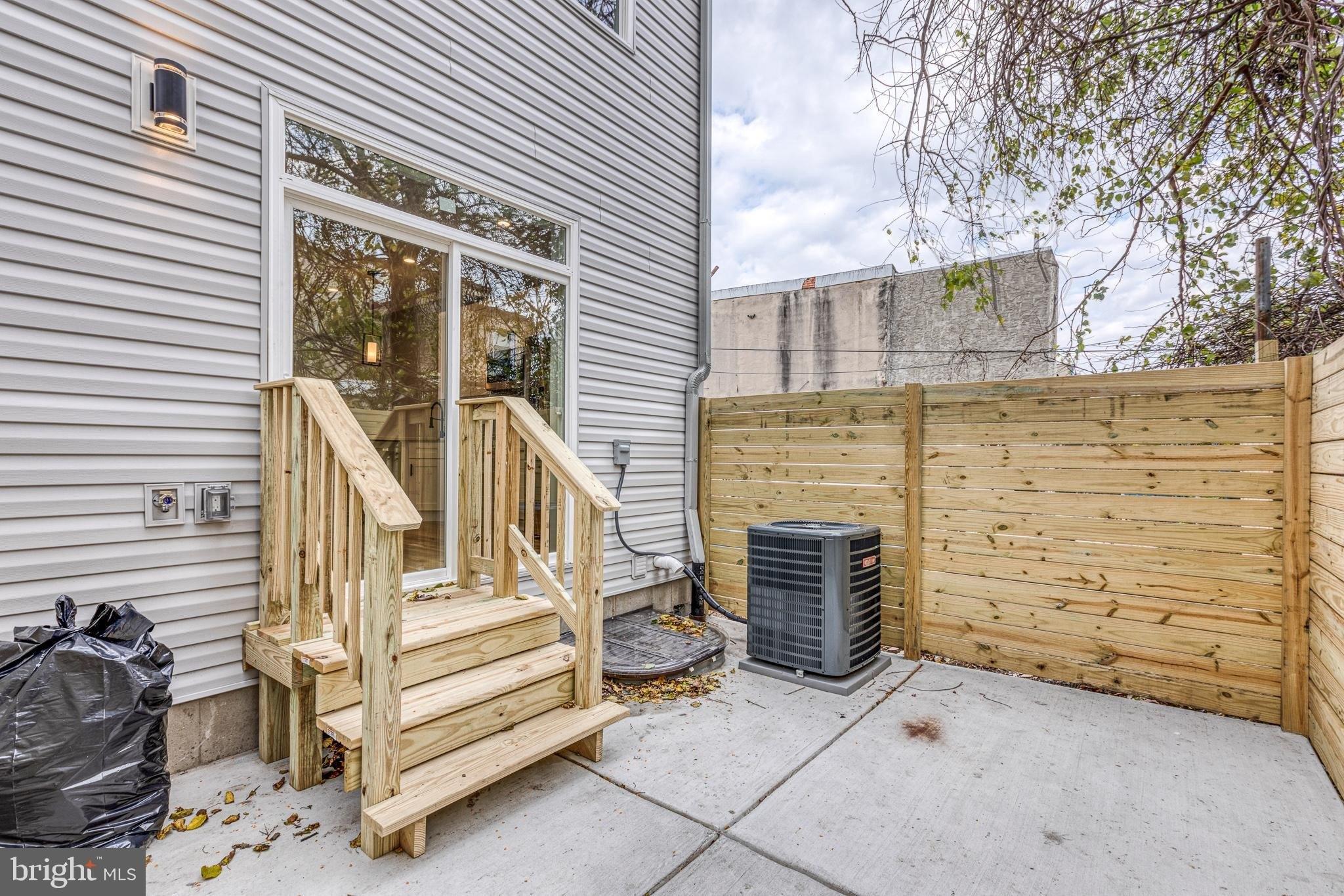 N Philip St, Philadelphia, PA 19122