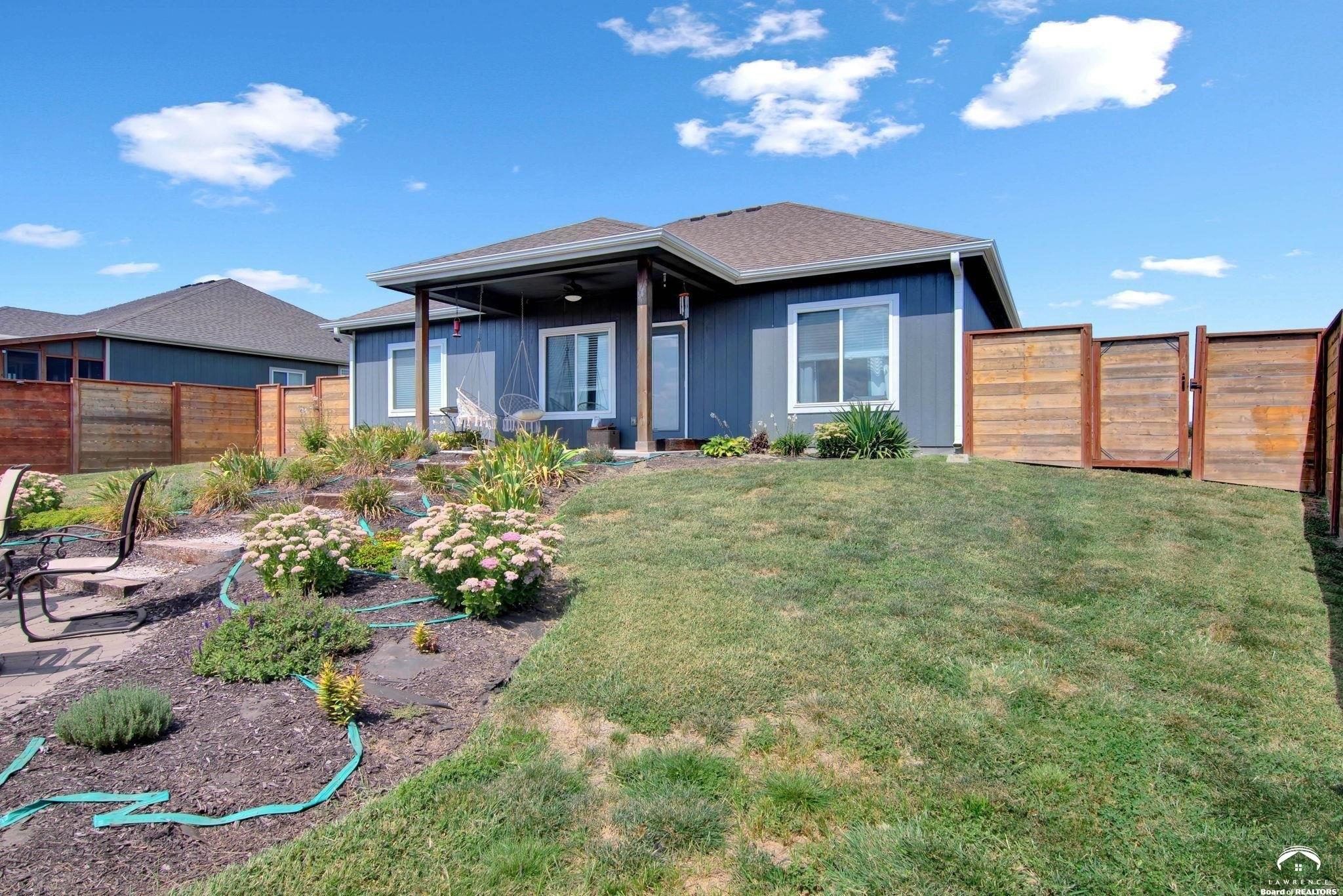 Chasehire Dr, Lawrence, KS 66046