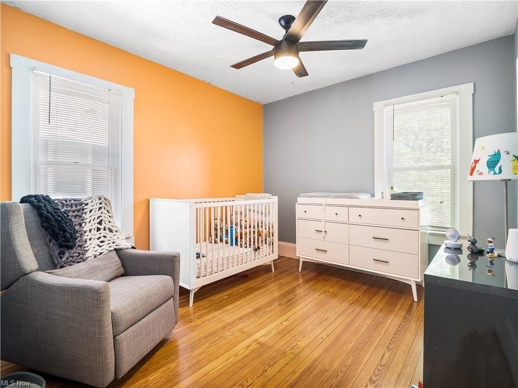 Andrews Ave, Lakewood, OH 44107