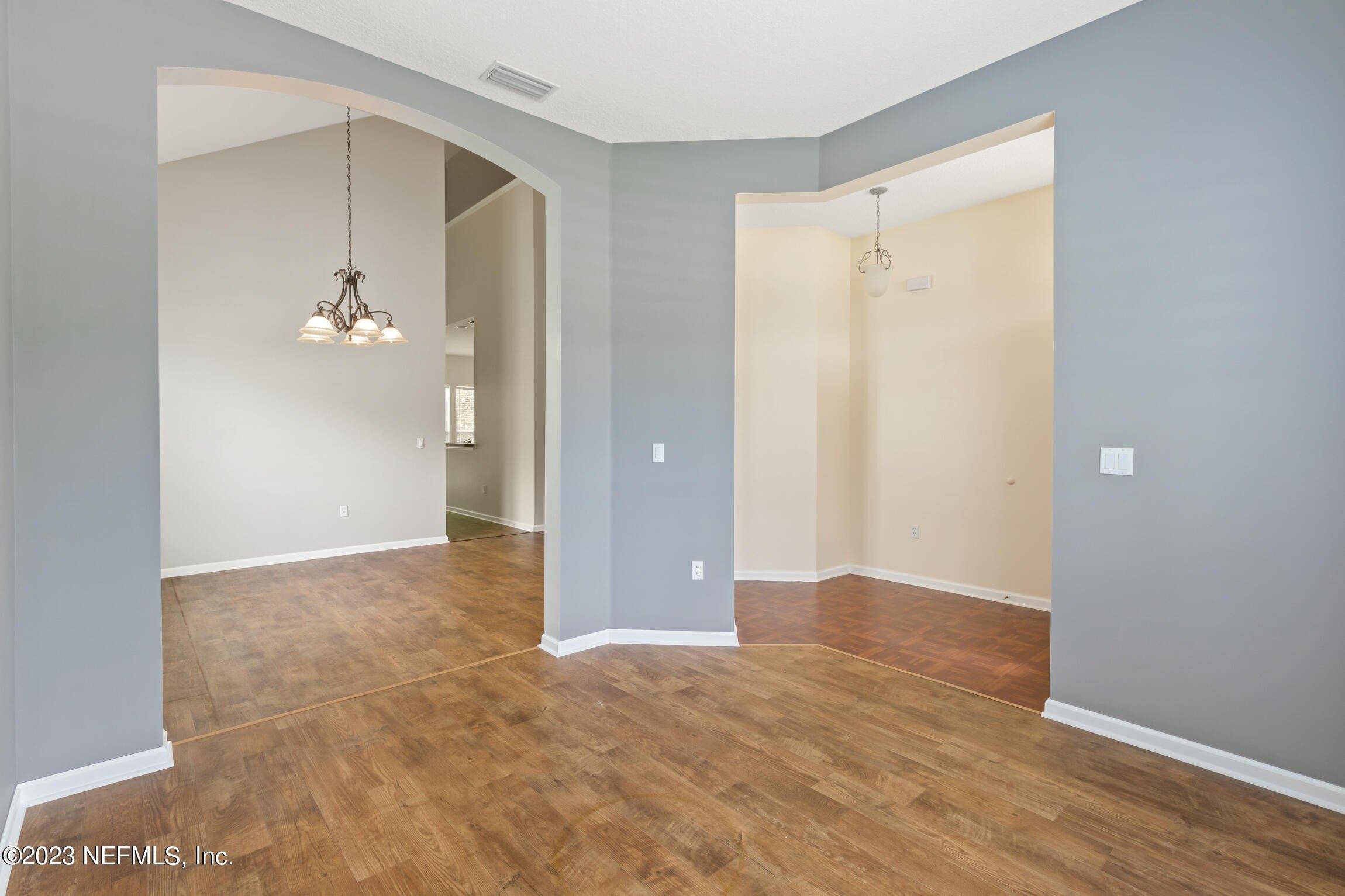 Morse Oaks Dr, Jacksonville, FL 32244