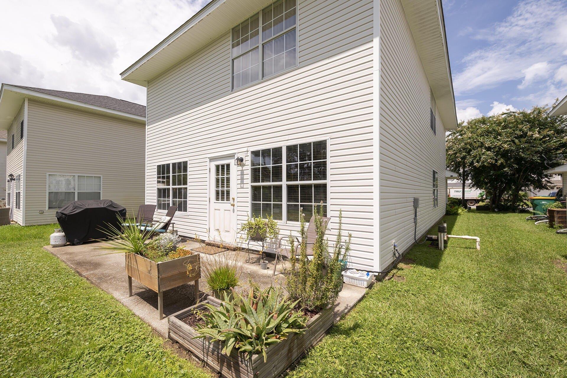 Twin Lakes Ln, Destin, FL 32541