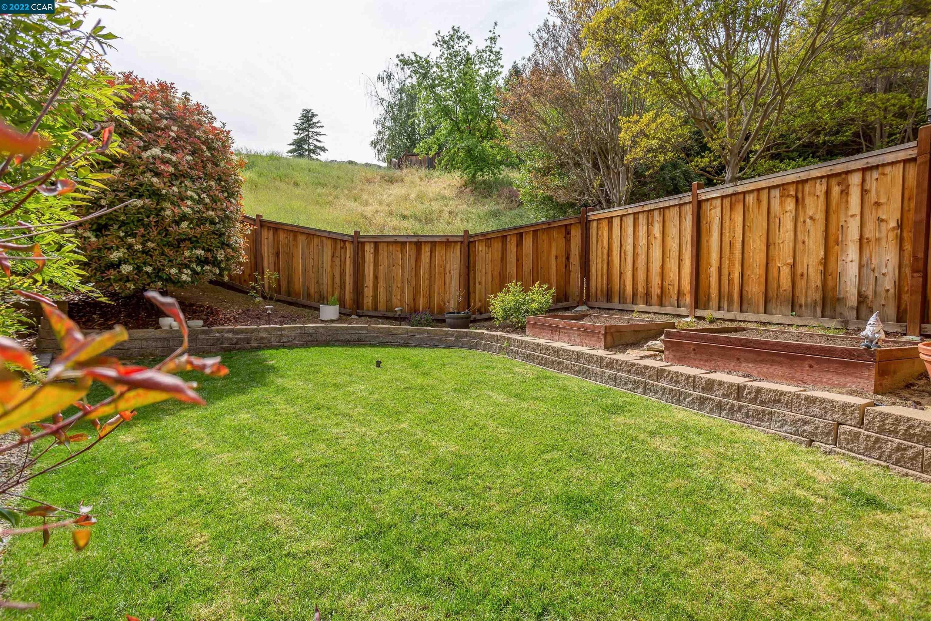 Strawberry Ct, Danville, CA 94526