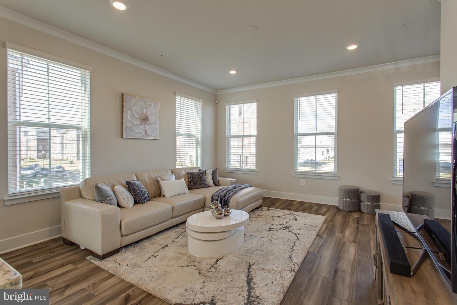 Mary Shelley Pl, White Plains, MD 20695