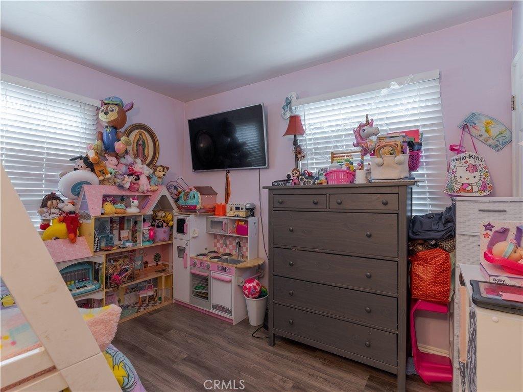 W Alexander Ave, San Bernardino, CA 92405