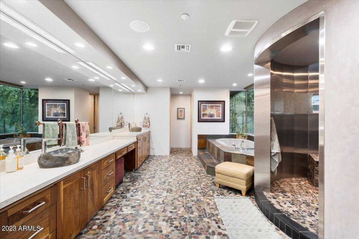 E Sierra Pinta Dr, Scottsdale, AZ 85255