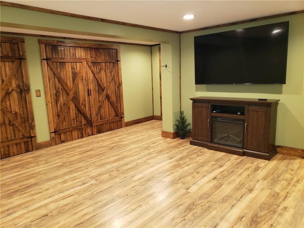Chelsea Farm Dr, Wyoming, RI 02898