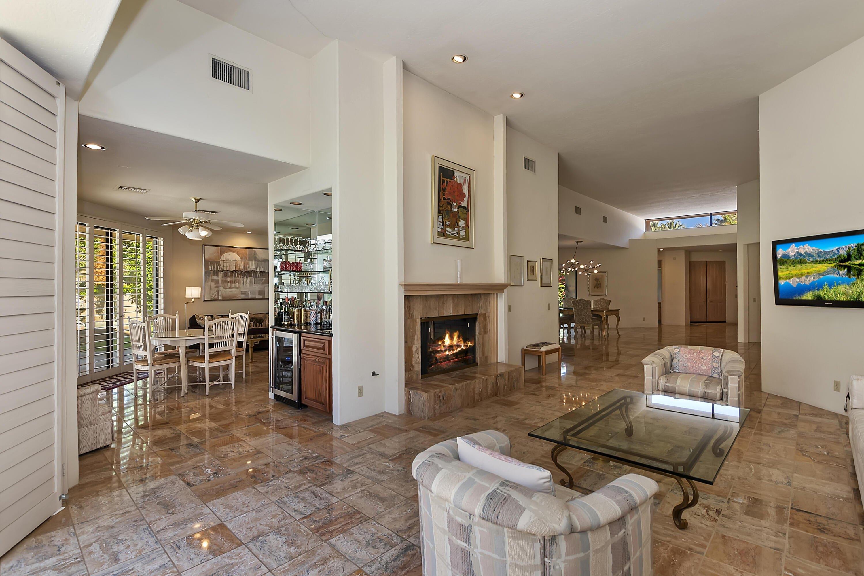 Avenida Fernando, La Quinta, CA 92253
