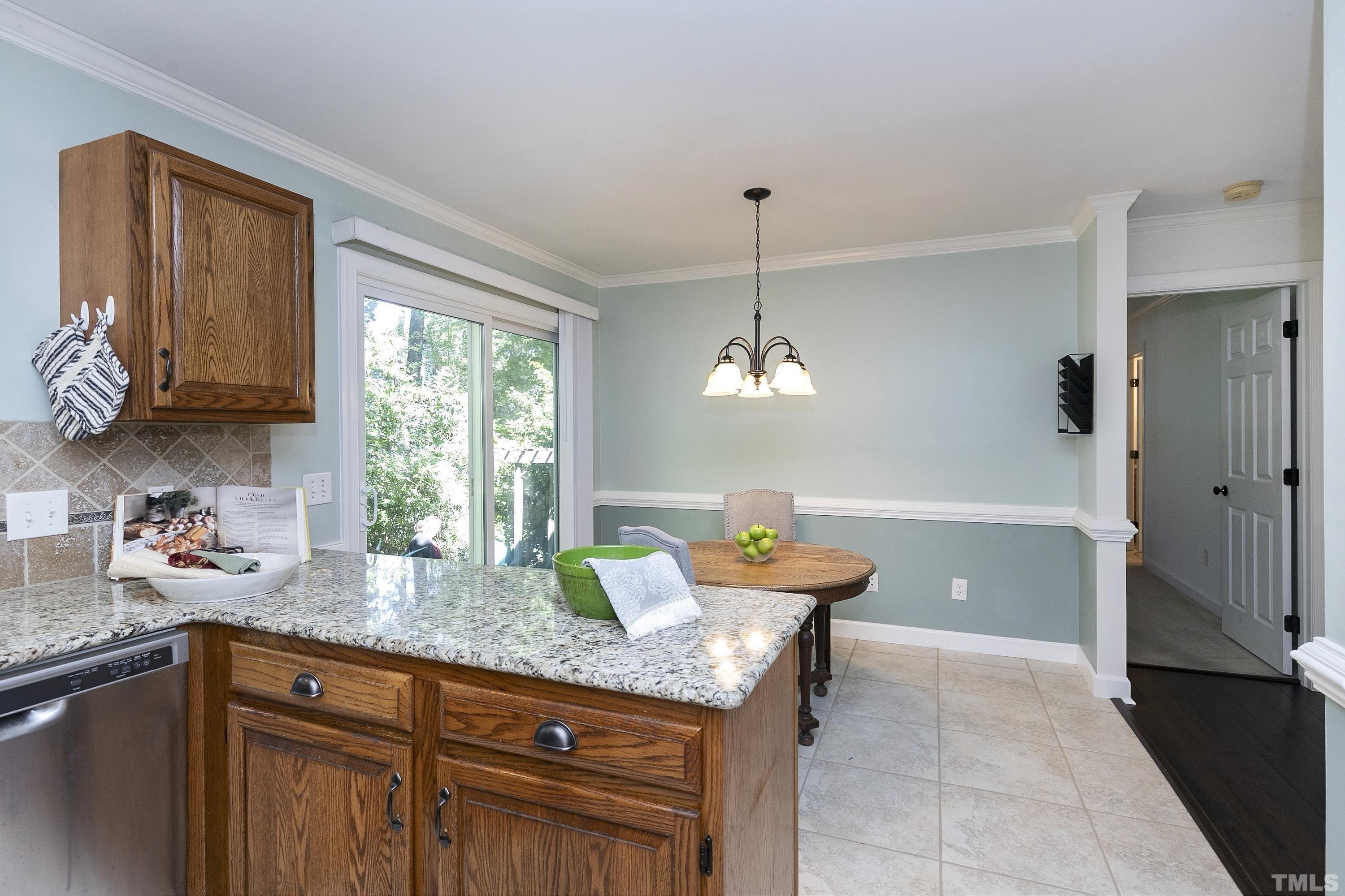E Laurenbrook Ct, Cary, NC 27518