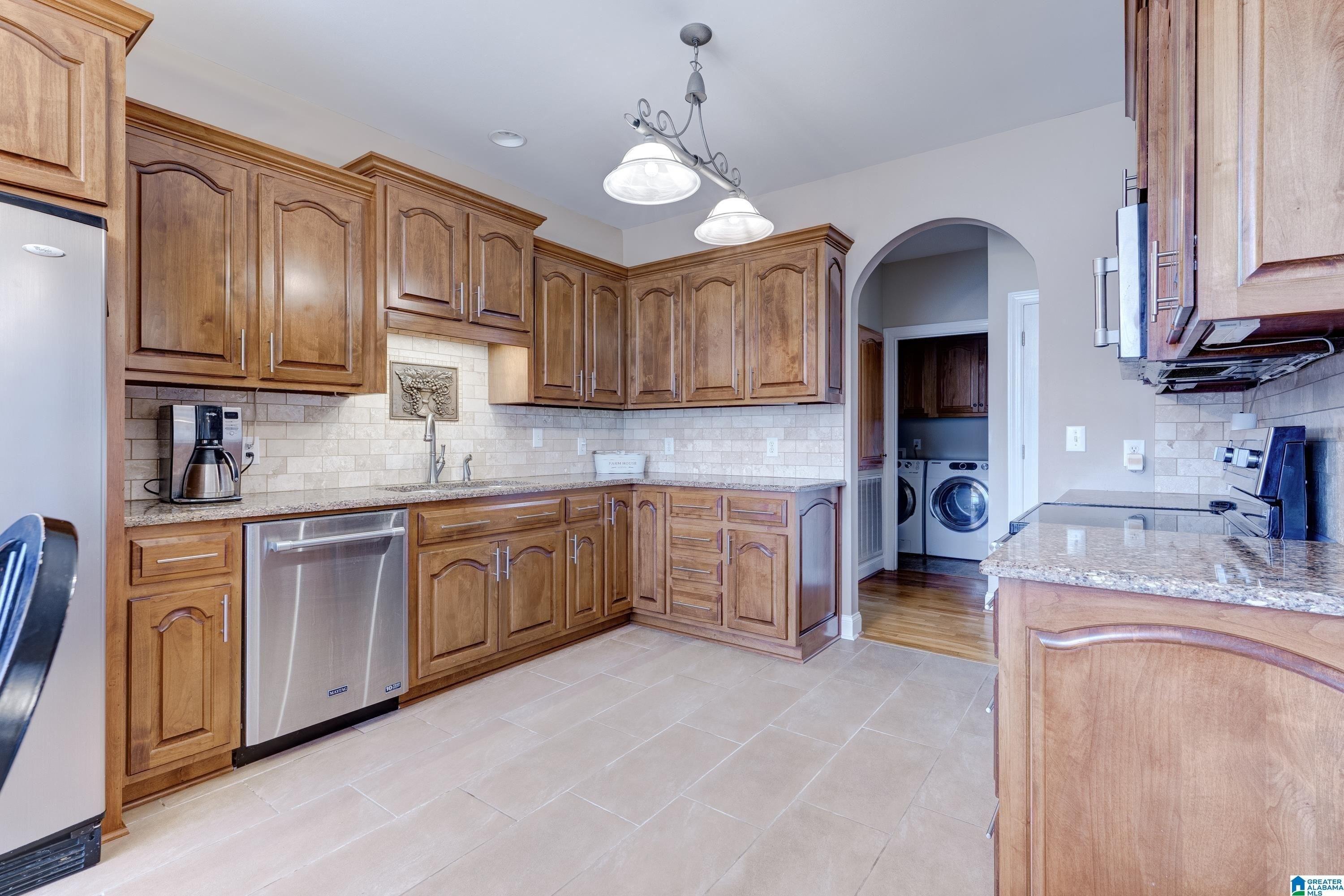 Hickory Ridge Rd, Oneonta, AL 35121