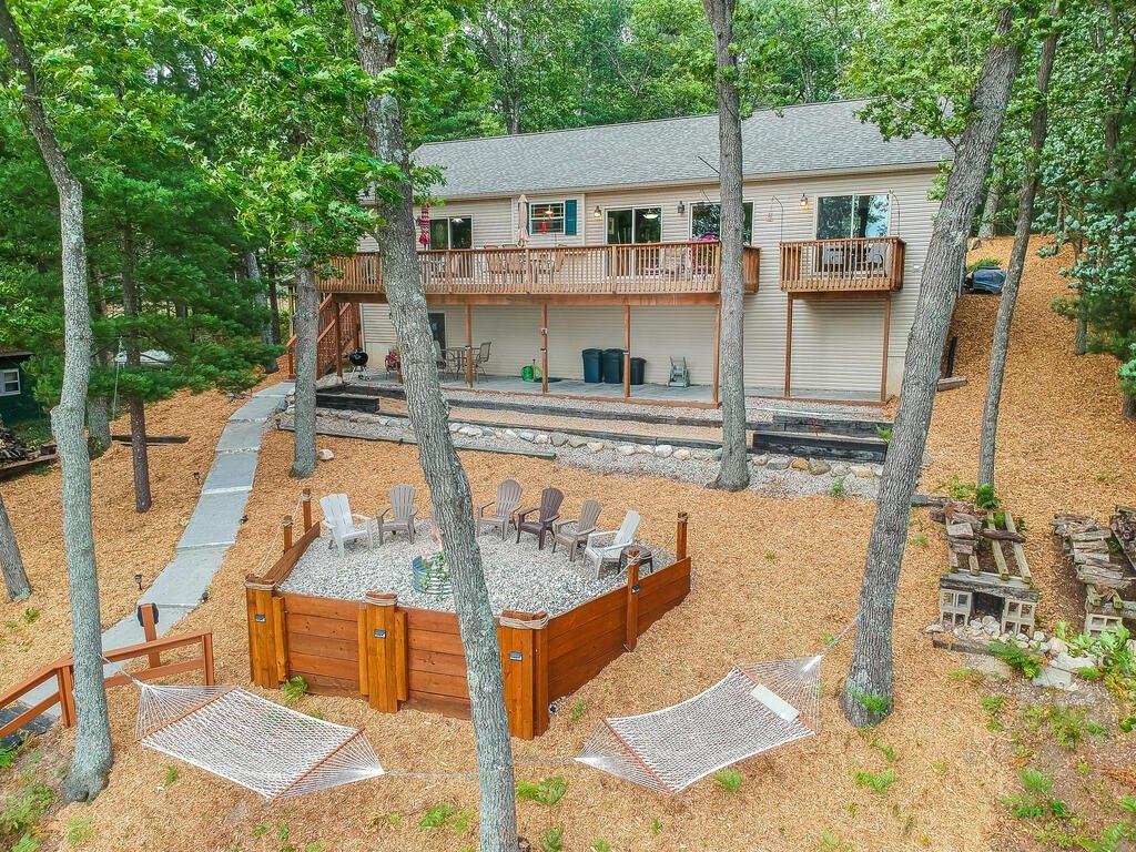 W Velt Ave, Baldwin, MI 49304