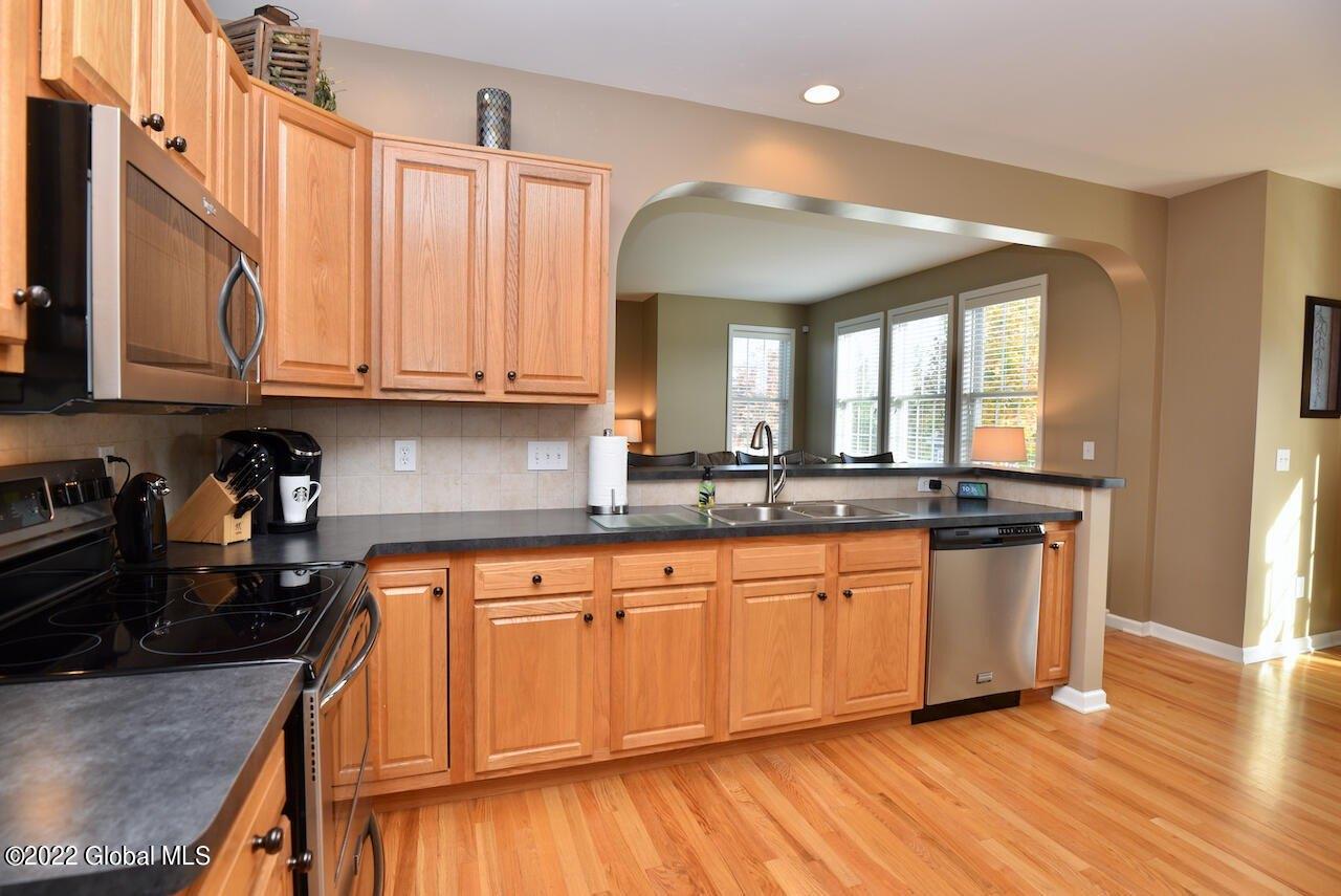 Avendale Dr, Ballston Lake, NY 12019