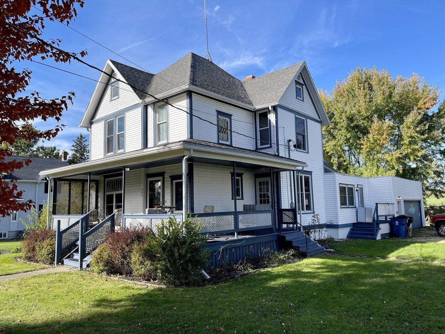 E Van Buren St, Ohio, IL 61349