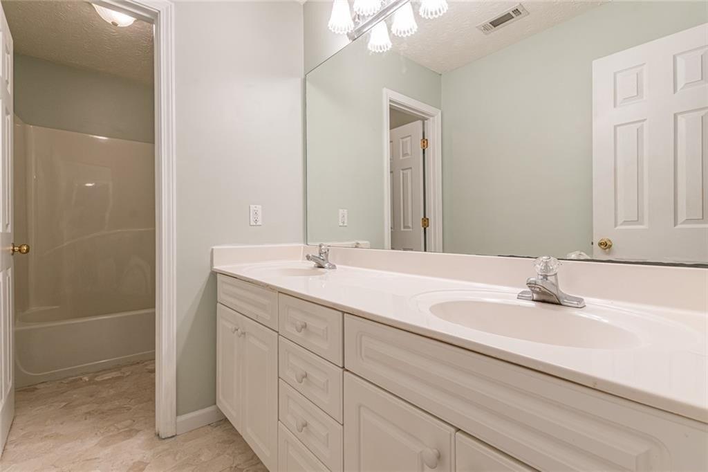 Brook Forest Dr, Lawrenceville, GA 30043