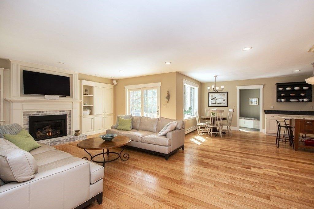Captain Joshua Ln, Norwell, MA 02061