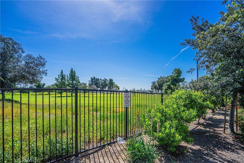 W Lugaro Ln, Anaheim, CA 92801