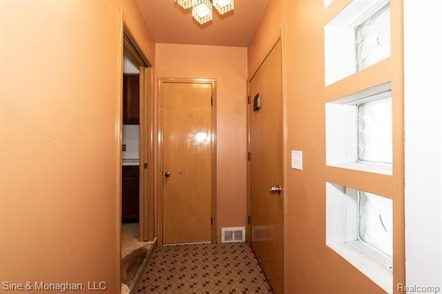 Stricker Ave, Eastpointe, MI 48021