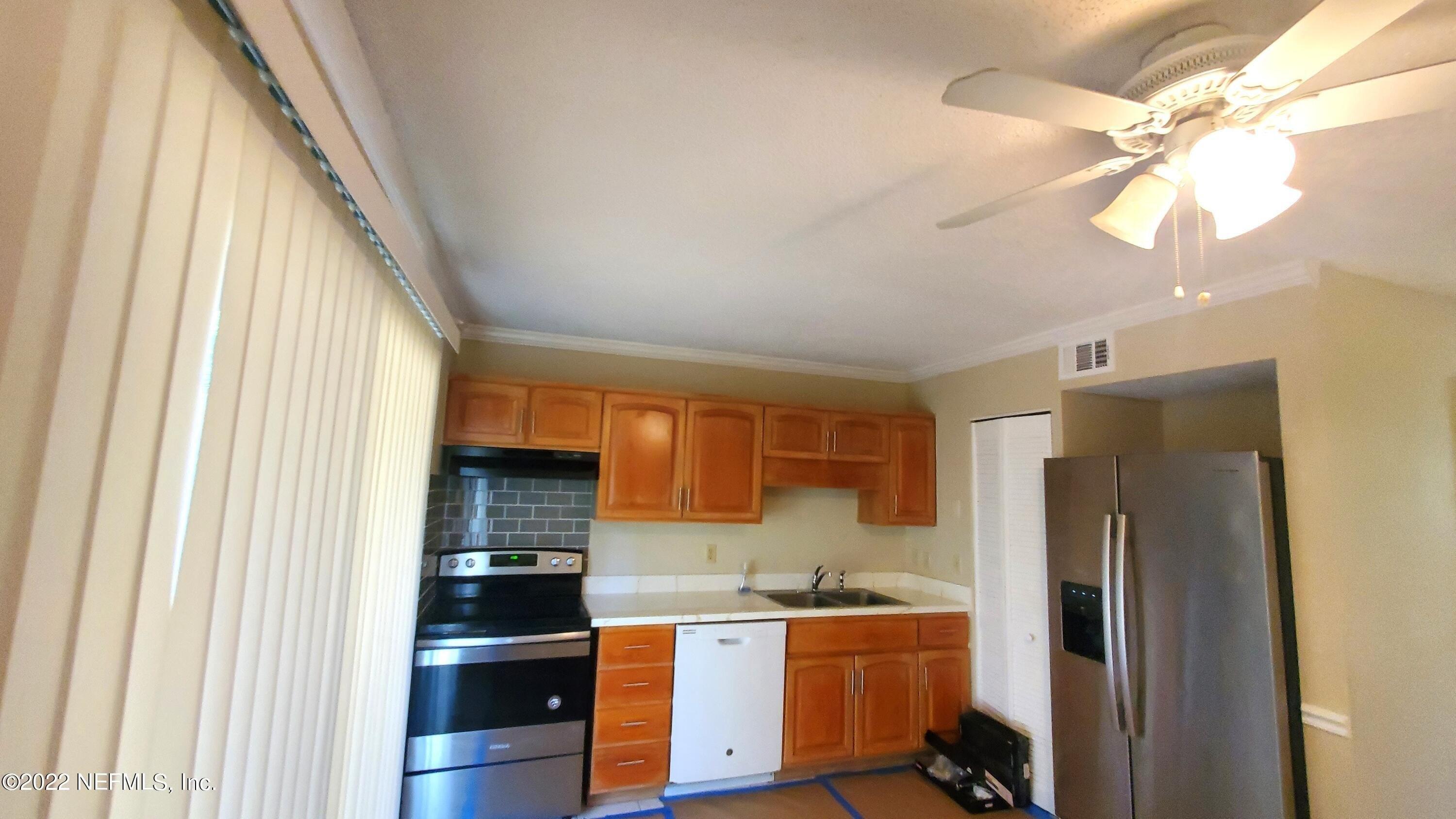 Twelve Oaks Dr, Orange Park, FL 32065