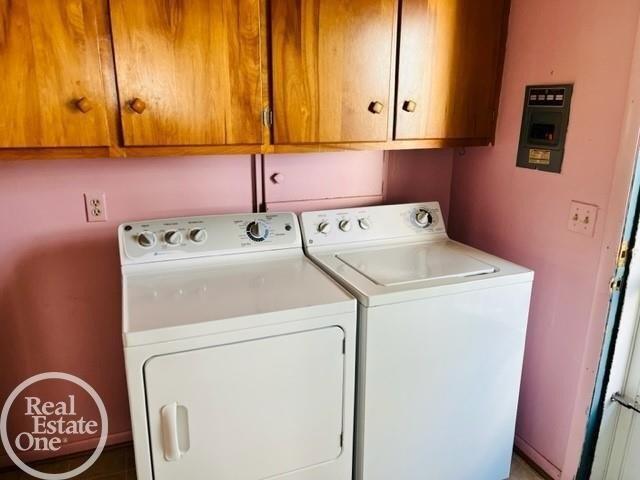 Pine Grove Ave, Port Huron, MI 48060