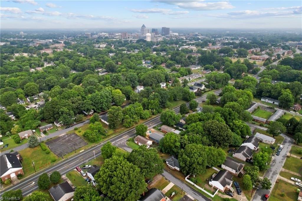 Bennett St, Greensboro, NC 27406