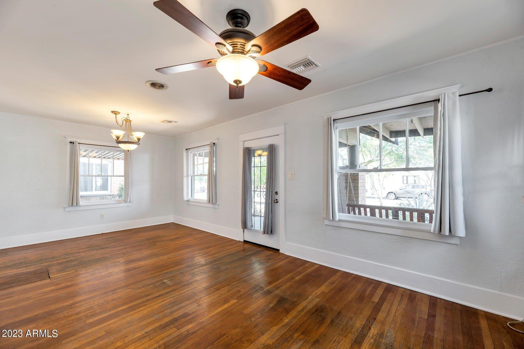 E Brill St, Phoenix, AZ 85006