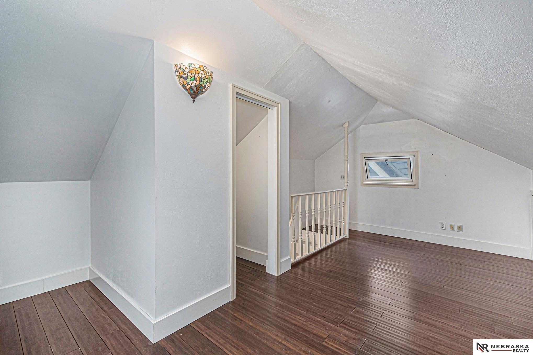 N 51st St, Omaha, NE 68104