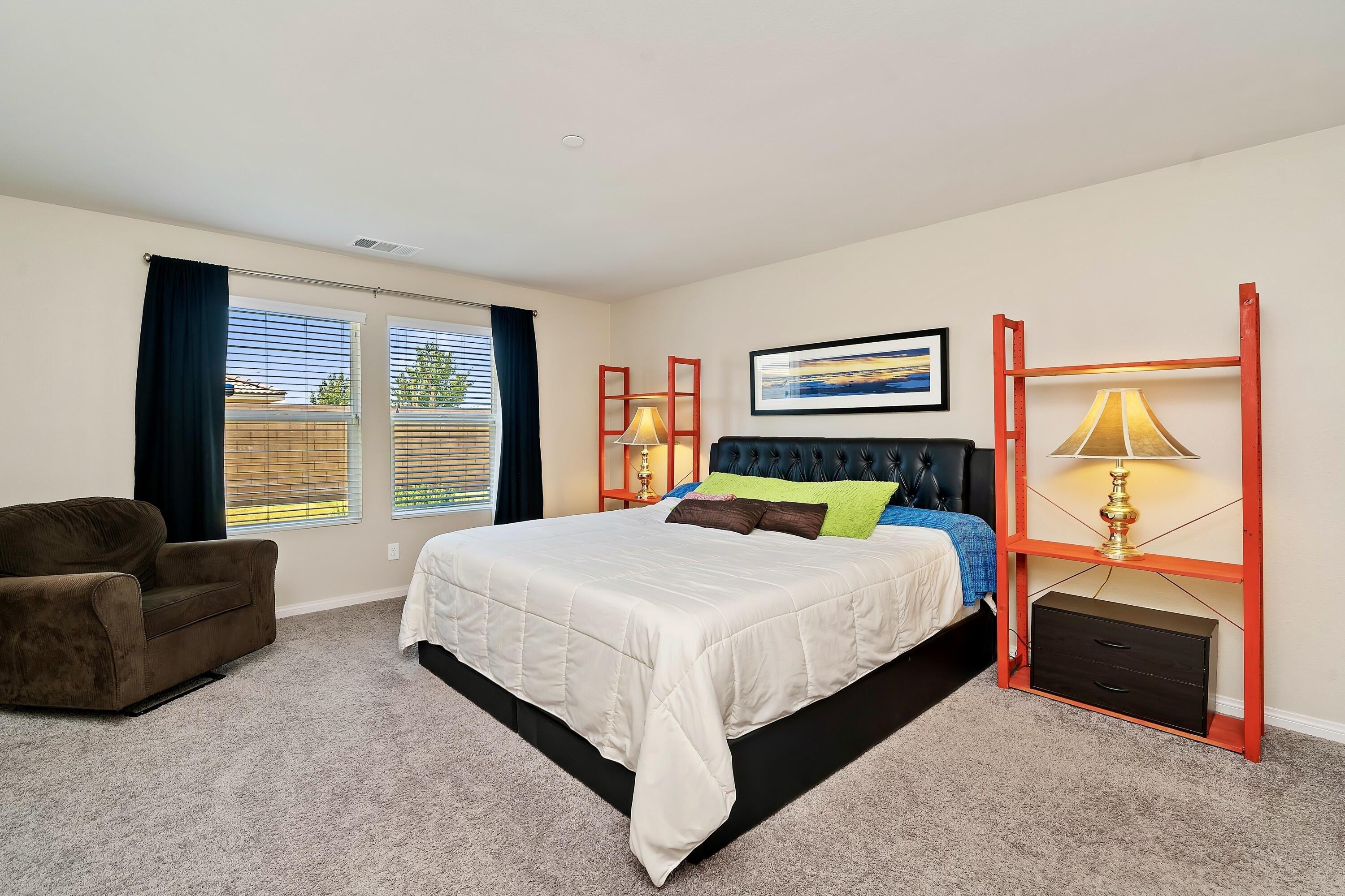 36th St E, Lancaster, CA 93535