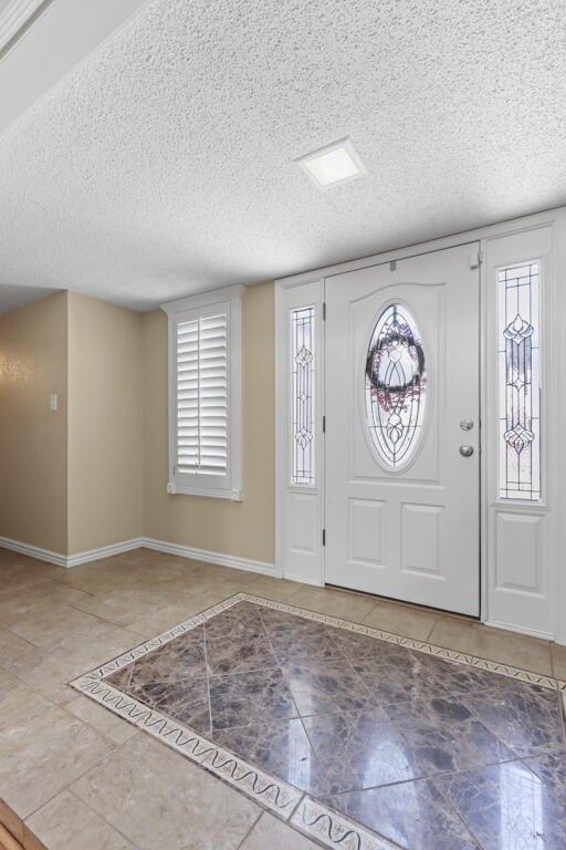 Edgerock Dr, El Paso, TX 79935
