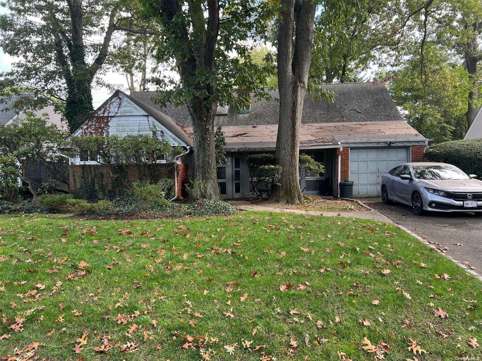 Nancy Blvd, Merrick, NY 11566