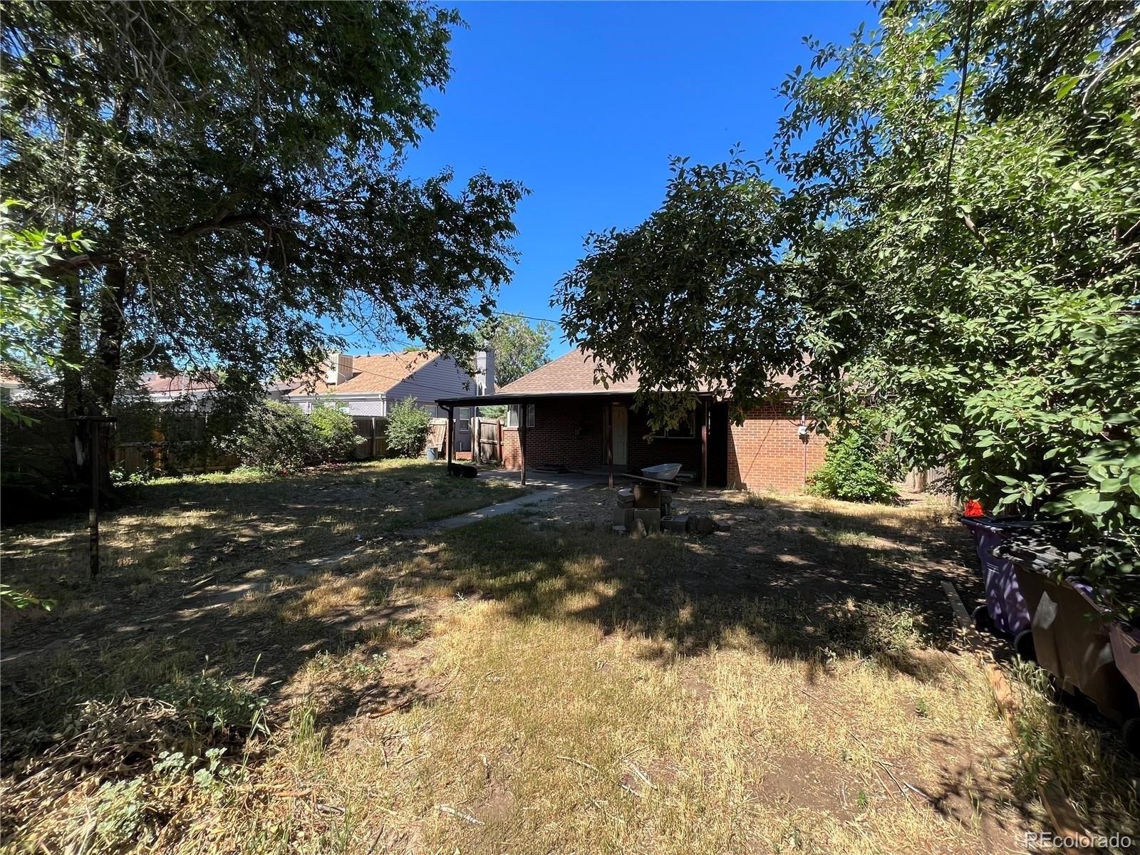 Leyden St, Denver, CO 80207