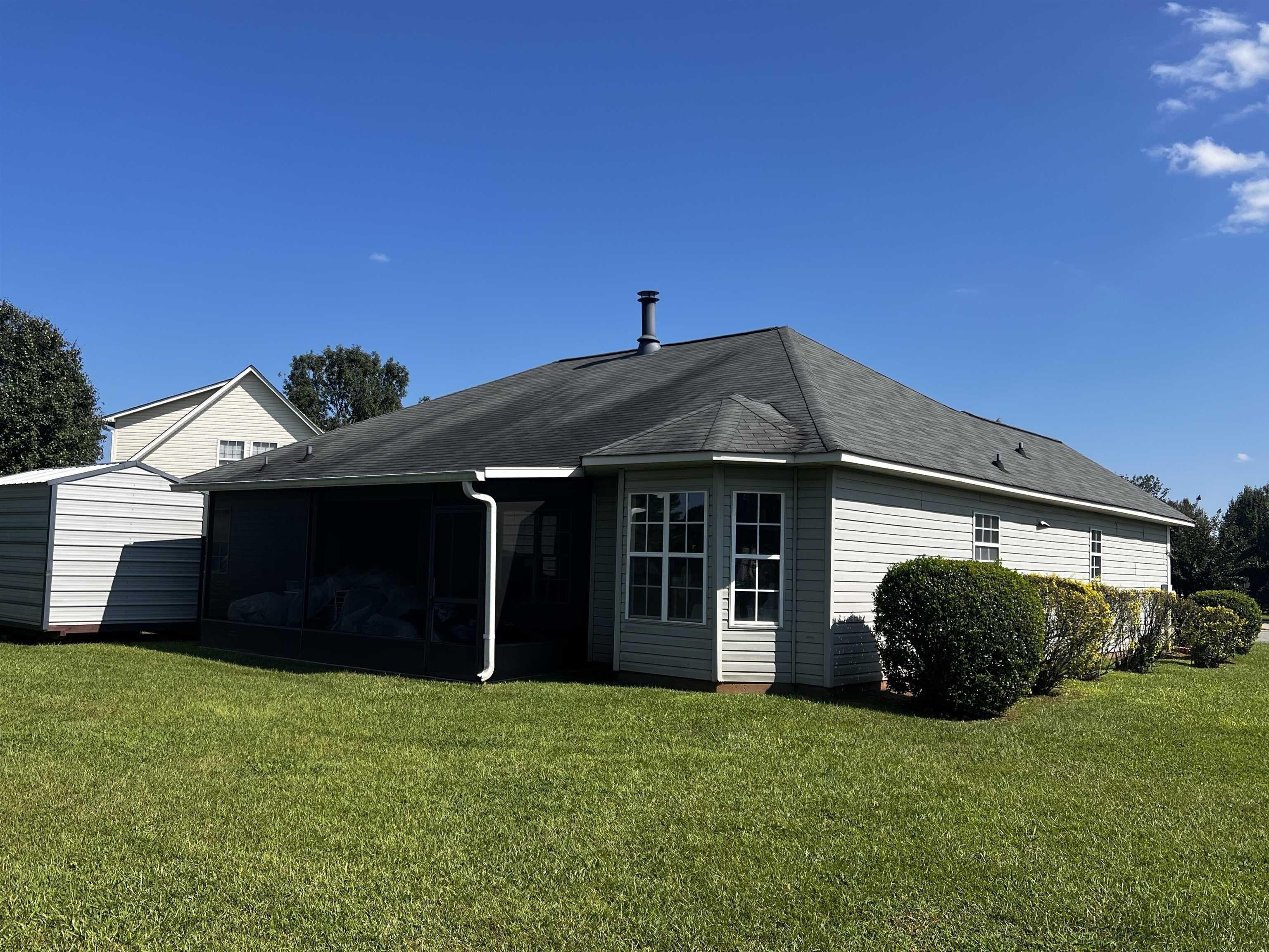 Billington Ct, Bonaire, GA 31005